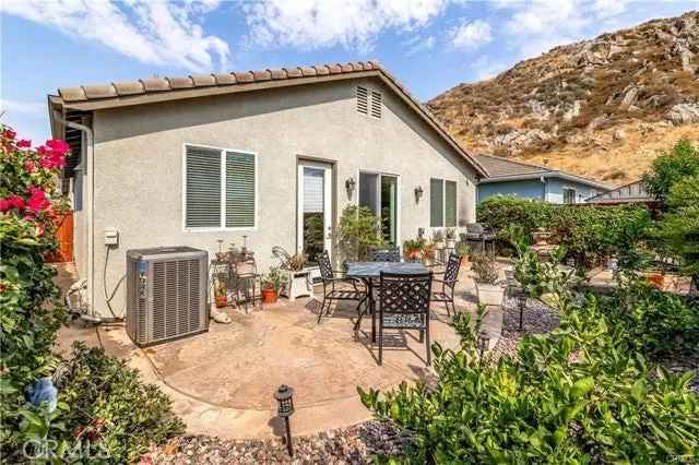 Single-family house For Sale in 194, Inkster Way, Hemet, California