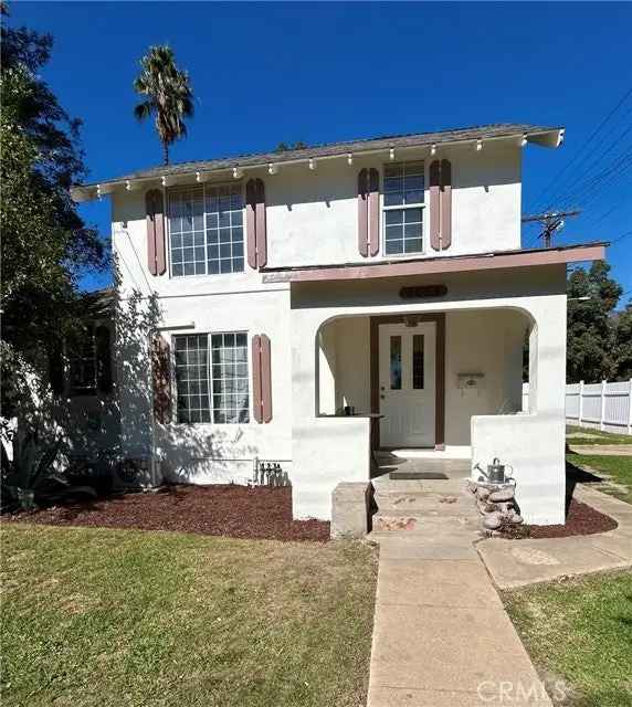 Single-family house For Sale in 1065, East Mountain Street, Pasadena, California