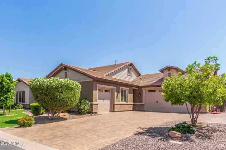 Single-family house For Sale in 21963, East Tierra Grande Court, Queen Creek, Arizona