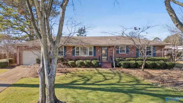 Single-family house For Sale in 2414, Penn Street Southwest, Huntsville, Alabama