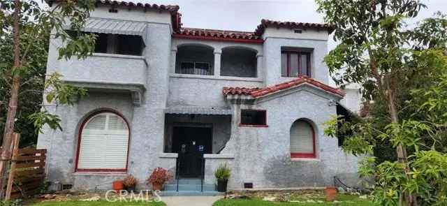 Multi-family house For Sale in Los Angeles, California