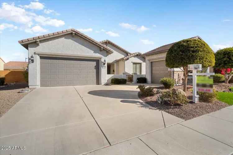 Single-family house For Sale in 27078, West Yukon Drive, Buckeye, Arizona