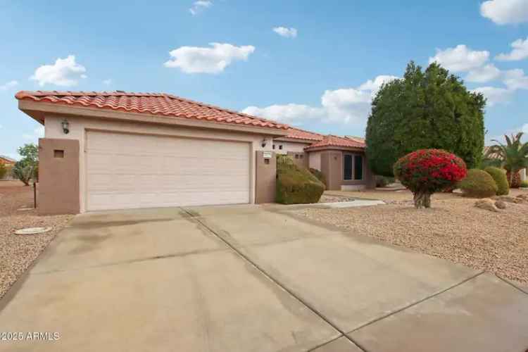 Single-family house For Sale in 16220, West Red Rock Drive, Surprise, Arizona