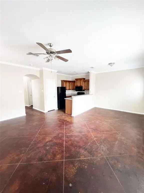 Condo For Rent in 2320, Aldergate Drive, Arlington, Texas