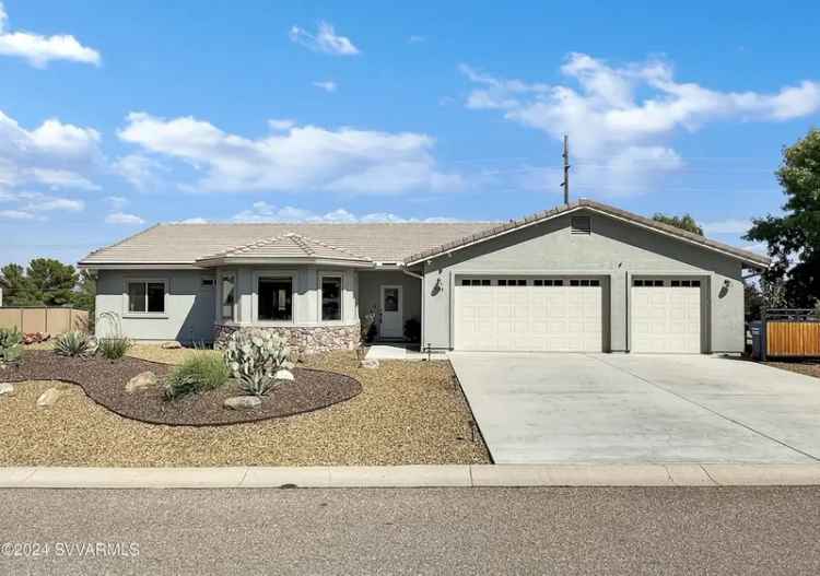 Single-family house For Sale in Clarkdale, Arizona