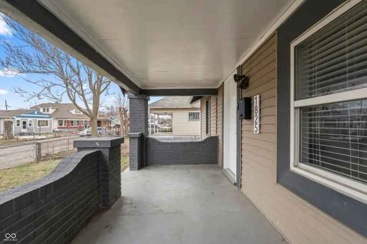 Single-family house For Sale in 1825, Mansfield Street, Indianapolis, Indiana