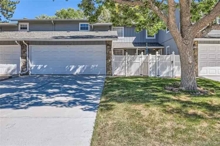 House For Sale in 2702, South Xanadu Way, Aurora, Colorado