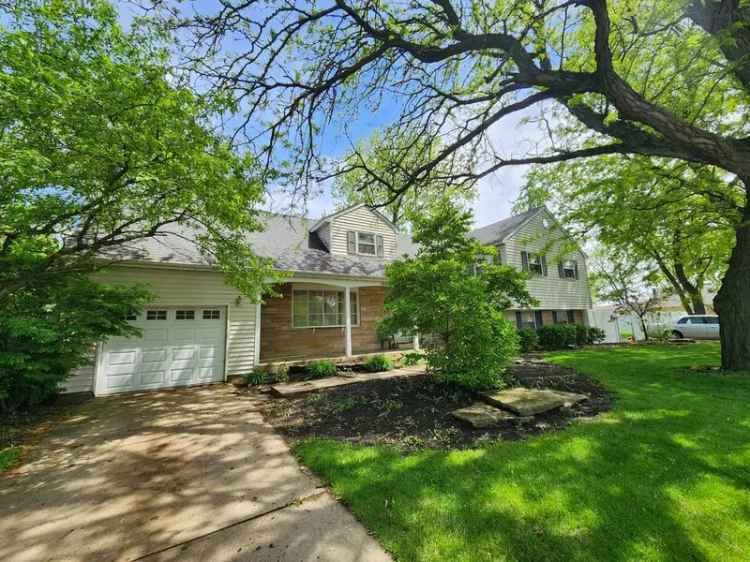 Single-family house For Sale in 406, Madison Street, Joliet, Illinois