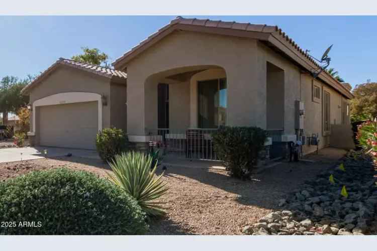 Single-family house For Sale in 5126, South Sugarberry Court, Gilbert, Arizona