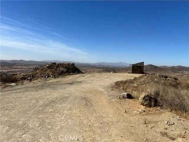 Land For Sale in Winchester, California