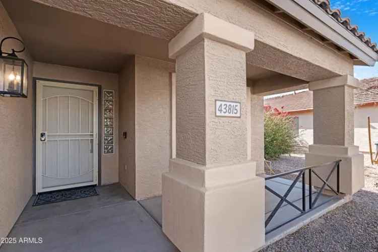 Single-family house For Sale in 43815, West Carey Drive, Maricopa, Arizona