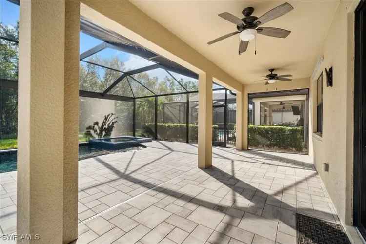 Single-family house For Sale in Fort Myers, Florida