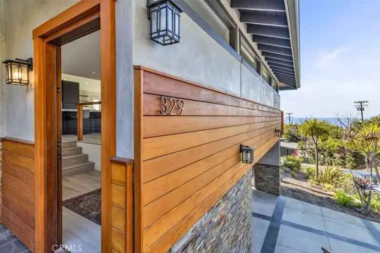 Single-family house For Sale in 329, Dartmoor Street, Laguna Beach, California