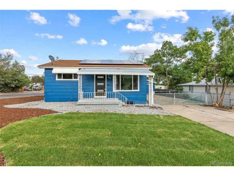 Single-family house For Sale in 1100, South Quitman Street, Denver, Colorado