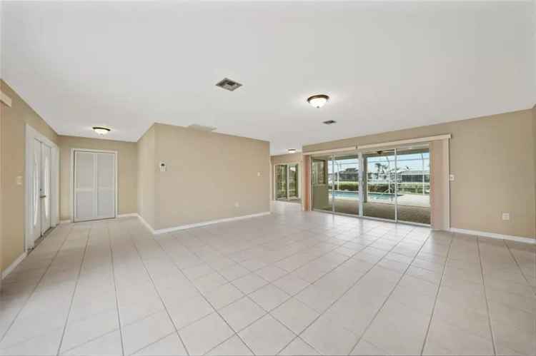 Single-family house For Sale in 500, Belvedere Court, Punta Gorda, Florida