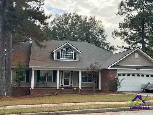 Single-family house For Sale in 310, Woods Edge Way, Warner Robins, Georgia