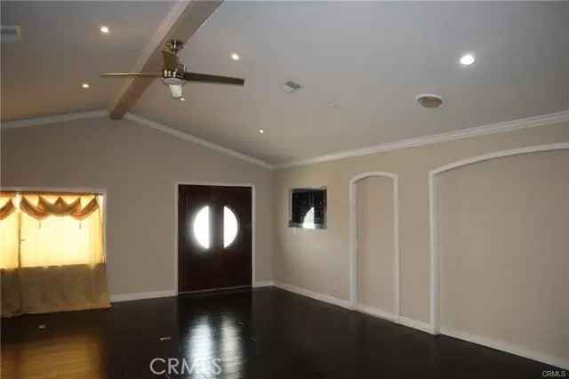 Single-family house For Sale in 10251, Haddon Avenue, Los Angeles, California