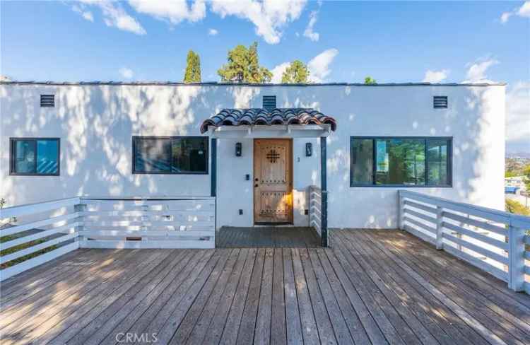 Single-family house For Sale in Los Angeles, California