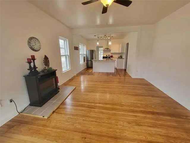 Single-family house For Sale in 849, South Willis Street, Abilene, Texas