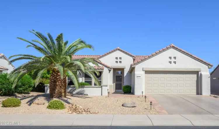 Single-family house For Sale in 15754, West Azalea Lane, Surprise, Arizona