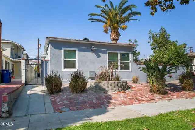 Multi-family house For Sale in 315, East Valencia Avenue, Burbank, California