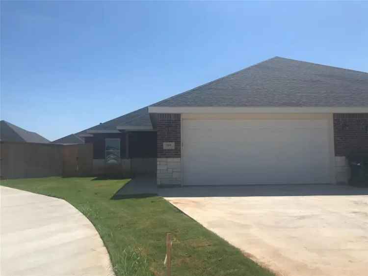 Multi-family house For Rent in Abilene, Texas