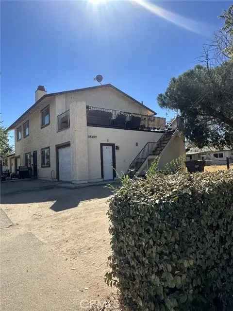 Multi-family house For Sale in 16195, Spruce Street, Hesperia, California