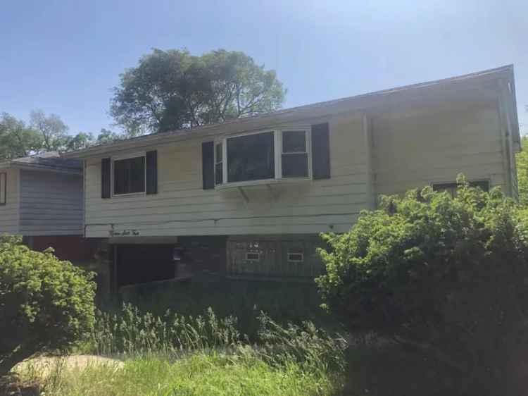 Single-family house For Sale in 1564, Clinton Street, Gary, Indiana