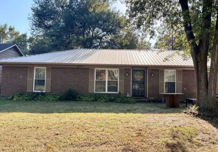 Single-family house For Sale in 806, Richland Drive, West Memphis, Arkansas