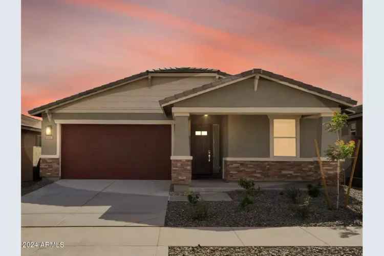 Single-family house For Sale in Surprise, Arizona