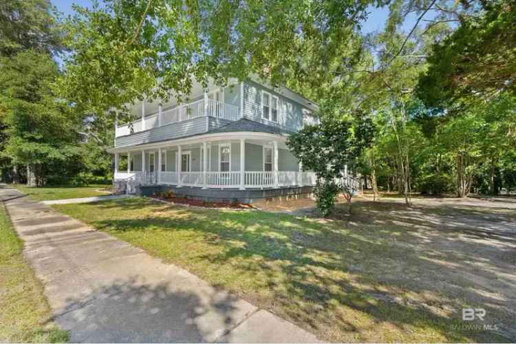 Single-family house For Sale in 407, East 2nd Street, Bay Minette, Alabama