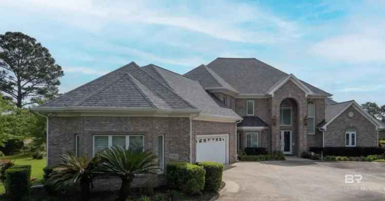 Single-family house For Sale in Gulf Shores, Alabama