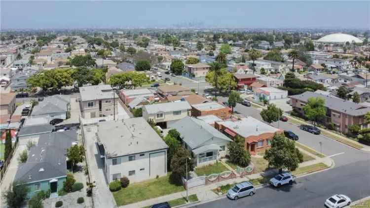 Single-family house For Sale in Los Angeles, California