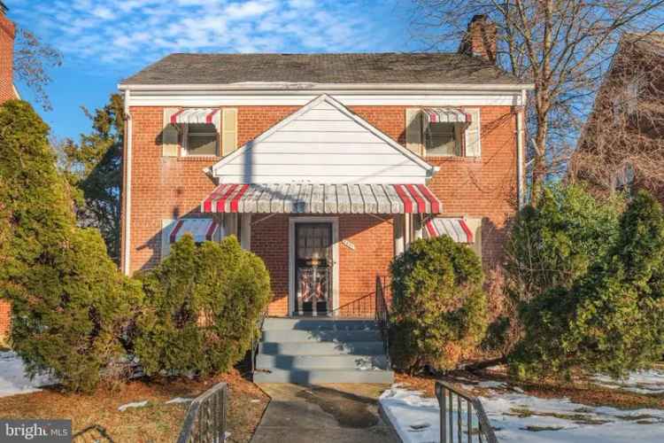 Single-family house For Sale in 3801, 17th Street Northeast, Washington, District of Columbia