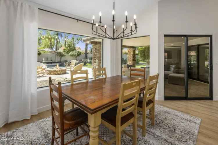 Single-family house For Sale in 10685, East Cinnabar Avenue, Scottsdale, Arizona