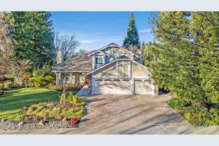 Single-family house For Sale in 7833, Foothill Knolls Drive, Pleasanton, California