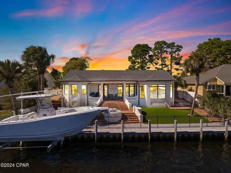 Single-family house For Sale in 443, Wahoo Road, Panama City Beach, Florida