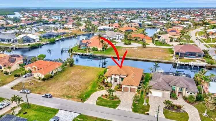 Single-family house For Sale in 5221, Almar Drive, Punta Gorda, Florida