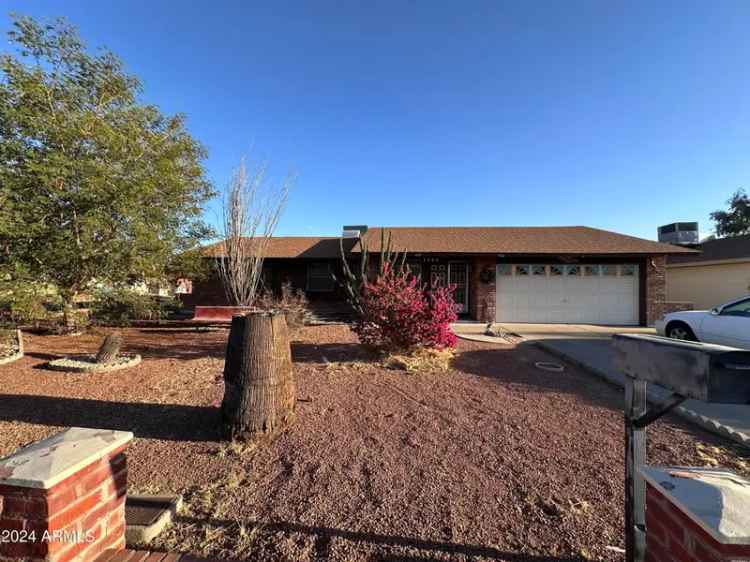 Single-family house For Sale in 7739, West Flower Street, Phoenix, Arizona