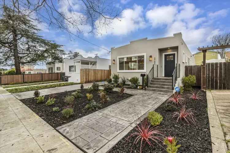 Single-family house For Sale in 2709, Ritchie Street, Oakland, California