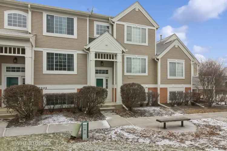 Condo For Sale in 2205, Daybreak Drive, Aurora, Illinois