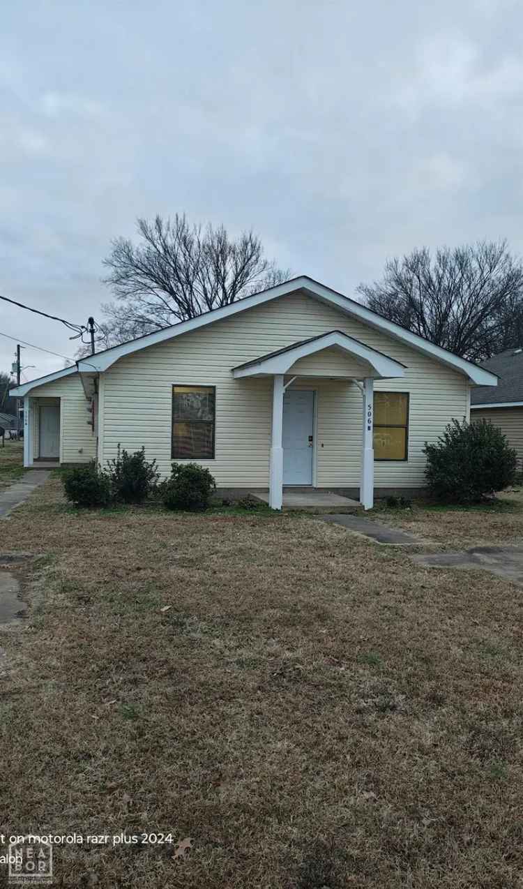 Multi-family house For Sale in 506, Meadowbrook Street, Jonesboro, Arkansas