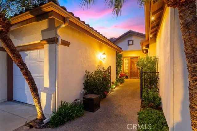 Single-family house For Sale in 115, North Beggerly Circle, Placentia, California