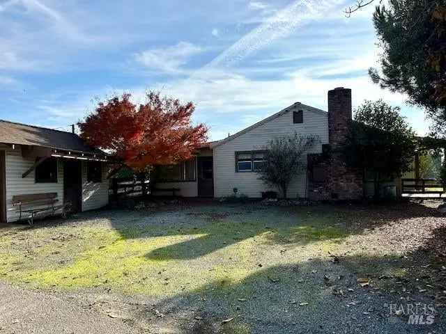 Single-family house For Sale in 3248, Juniper Avenue, Santa Rosa, California