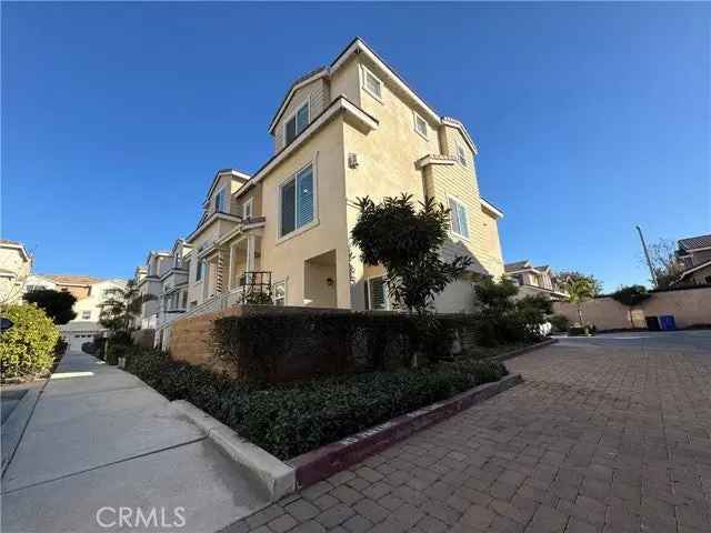 House For Sale in 6190, Lincoln Avenue, Cypress, California