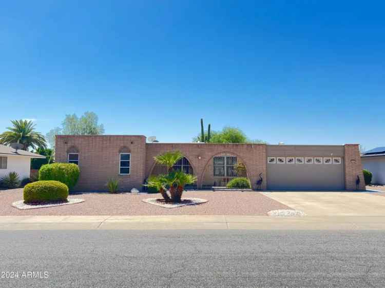 Single-family house For Sale in 10425, West Desert Rock Drive, Sun City, Arizona