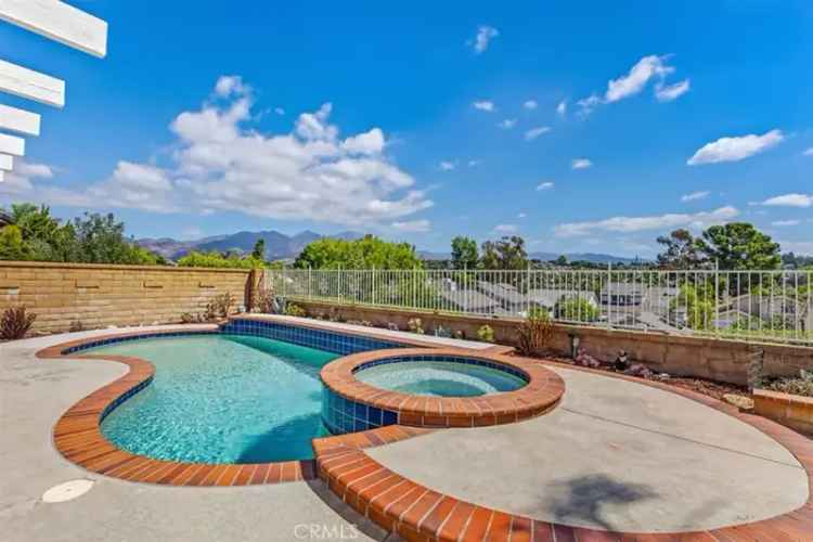 Single-family house For Sale in 22032, Salcedo, Mission Viejo, California