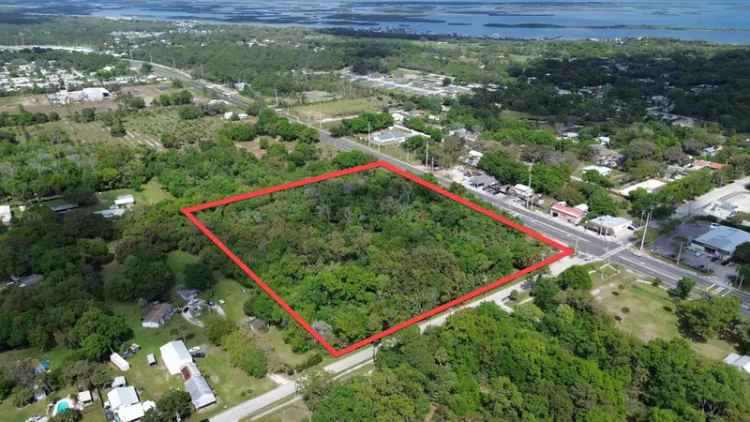 Land For Sale in Oak Hill, Florida