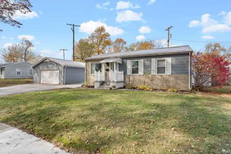 Single-family house For Sale in 4911, South Camden Drive, Fort Wayne, Indiana