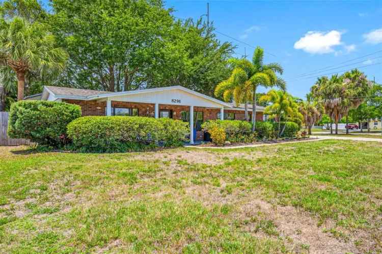 Single-family house For Sale in 8296, 15th Way North, Saint Petersburg, Florida